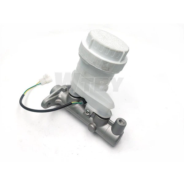Brake Master Cylinder MR129910 MB858809